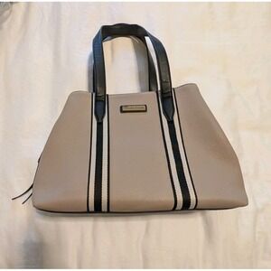 Adrienne Vittadini Taupe & Black Structured Tote Bag Work Office Travel Zip Top‎